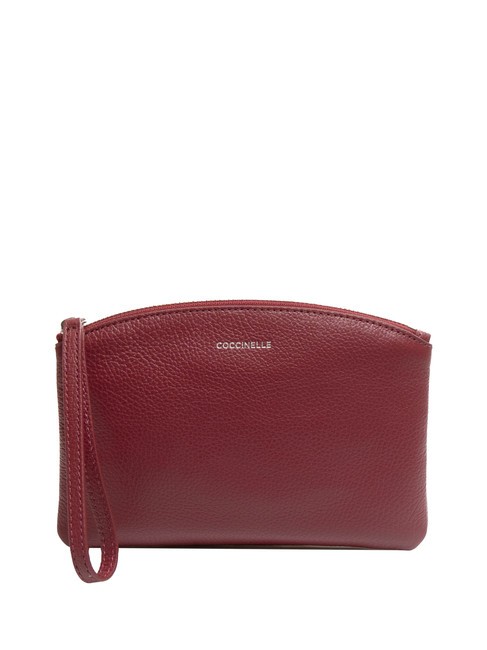 COCCINELLE ROUNDED ENVELOPE Pochette in pelle con polsierina garnet red - Borse Donna