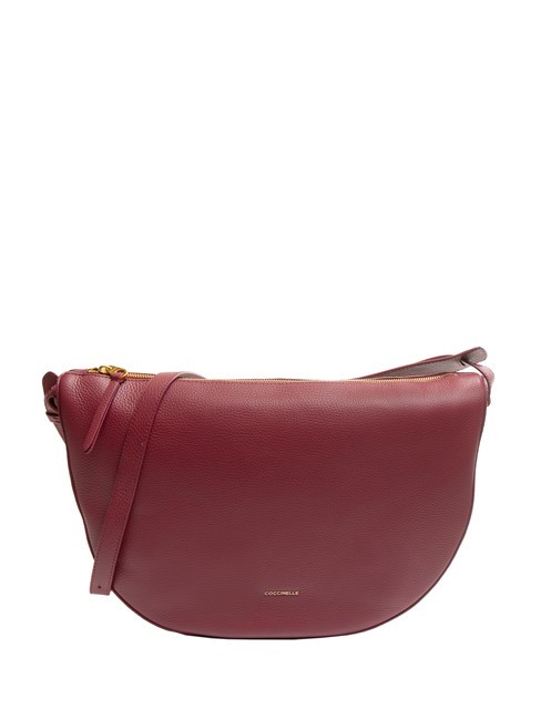 COCCINELLE LEA Borsa mezzaluna a tracolla in pelle martellata garnet red - Borse Donna